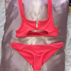 FRANKIES bikini set with cole top